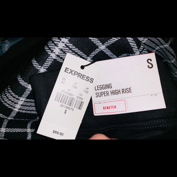 NWT Super High Rise Leggings! - Picture 2 of 3